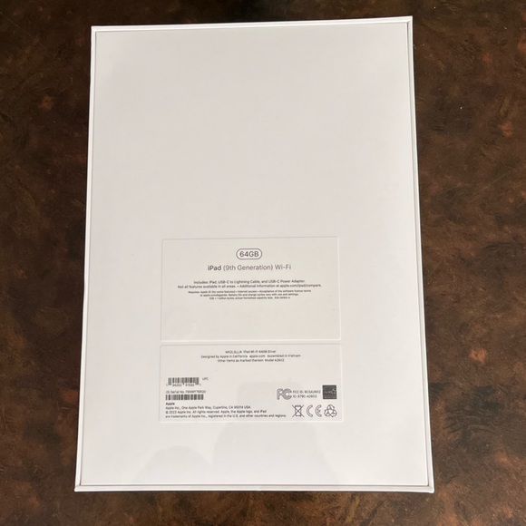 9th Generation iPad - Picture 2 of 2